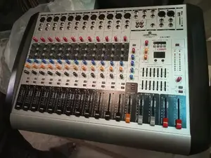 Yamaha Cx-12mt Flat Mixer