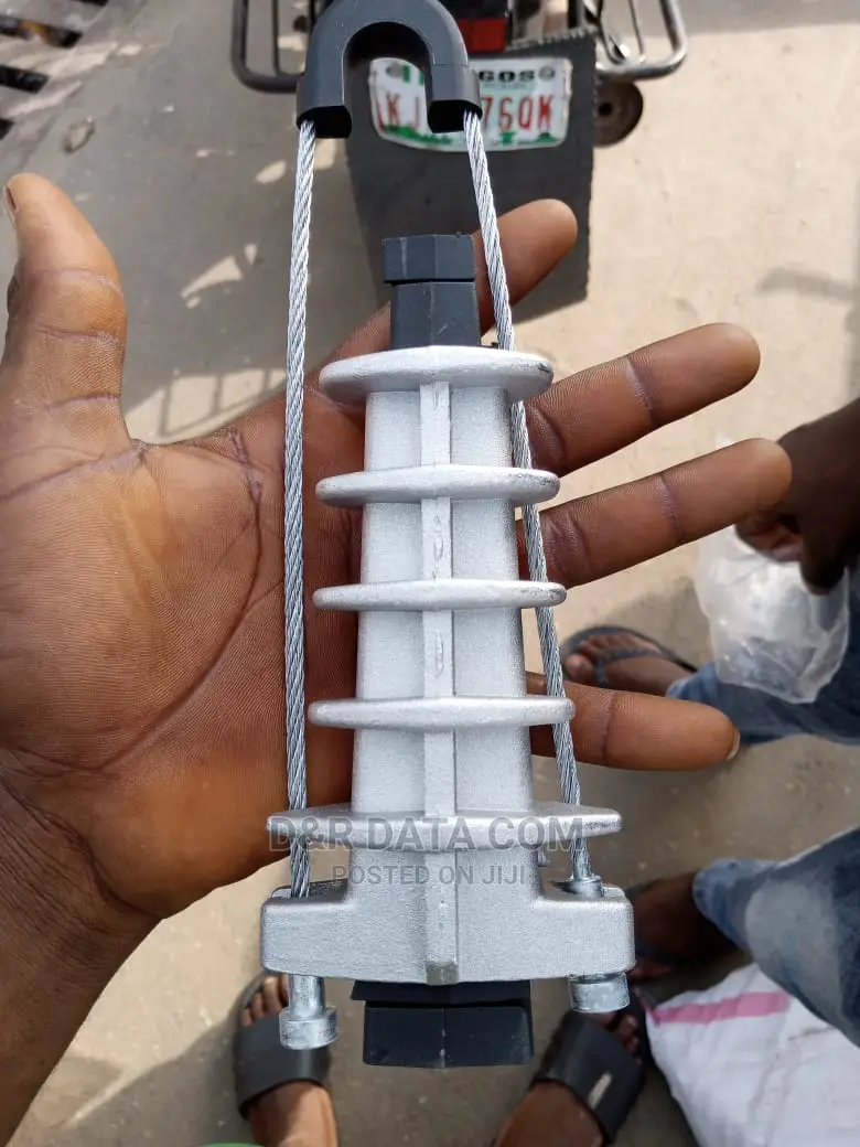 Fiber Tensioning Clamp