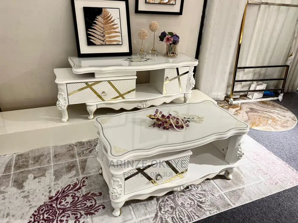 Foreign Dinning Table