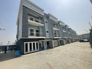 4bdrm Townhouse/Terrace in Jahi for Sale