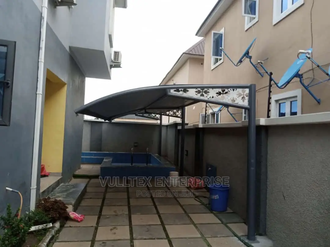 Carport (Galvanised Pipe)
