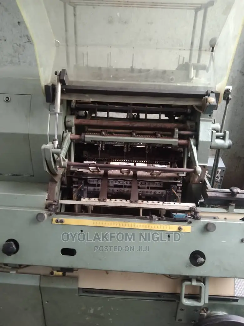 Muller Martini Sewing Machine