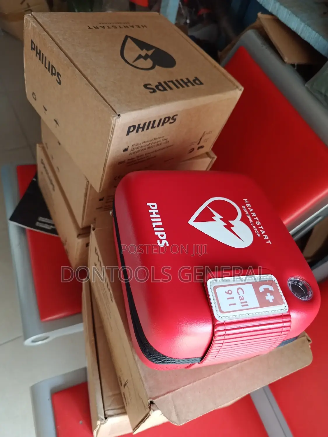 Philips First Aid and Defibrillator for Cardiovascular