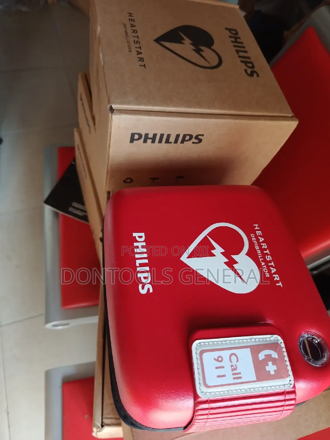 Philips First Aid and Defibrillator for Cardiovascular
