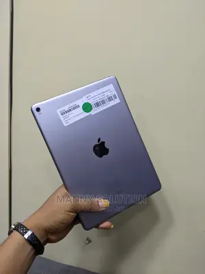Apple iPad Pro 9.7 (2016) 128 GB Silver