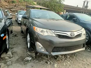 Toyota Camry 2014 Gray
