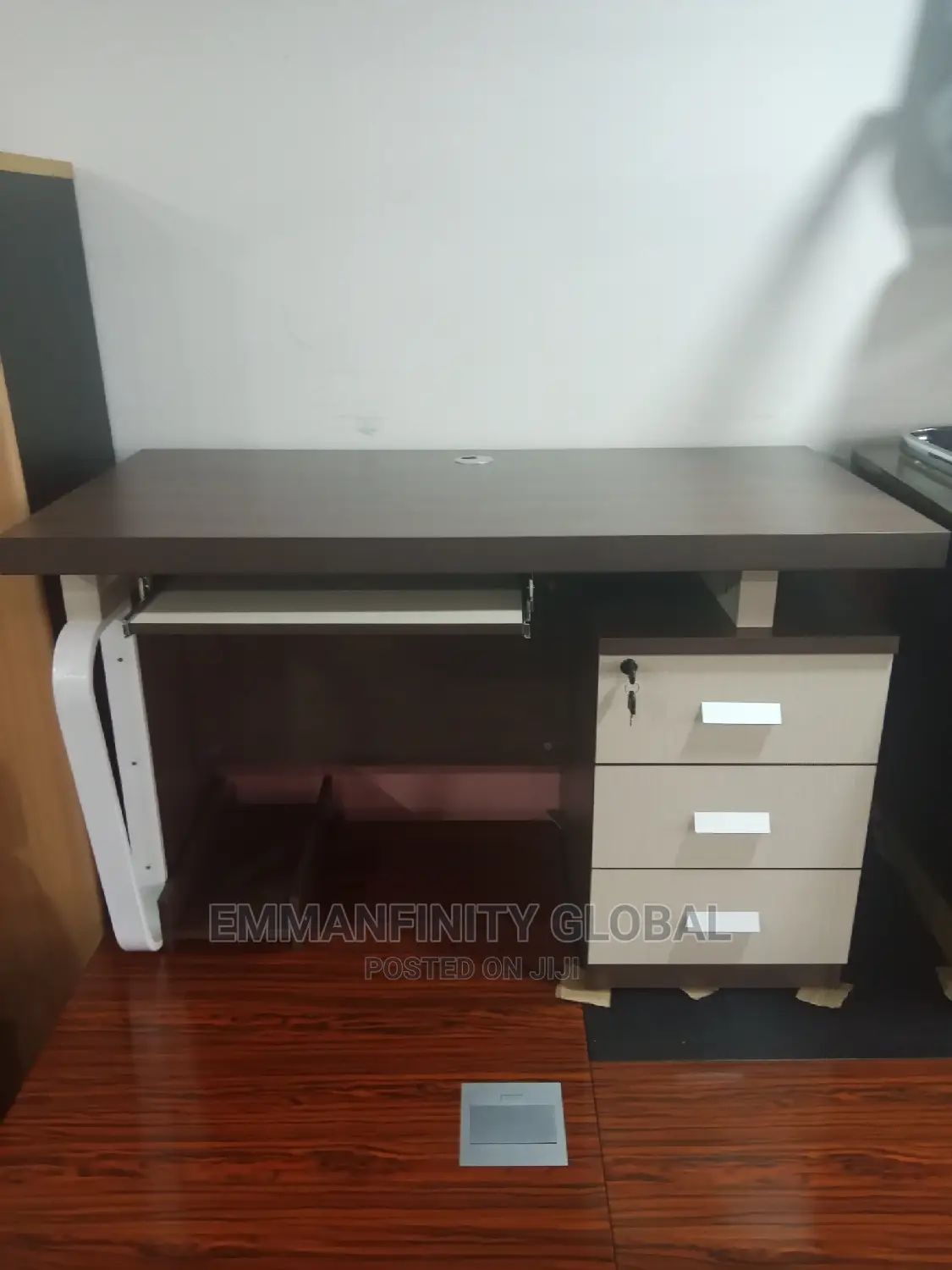 Reading Table