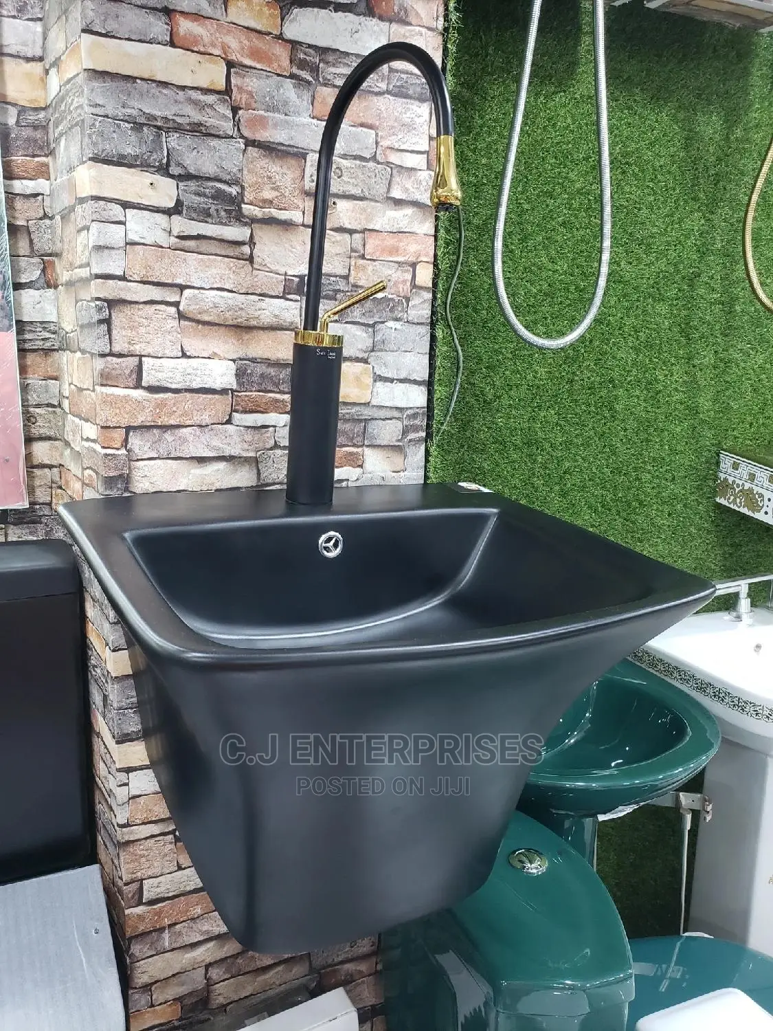 Black Color Suspended Basin