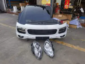 Porsche Cayenne 2016 Headlights and Bumper