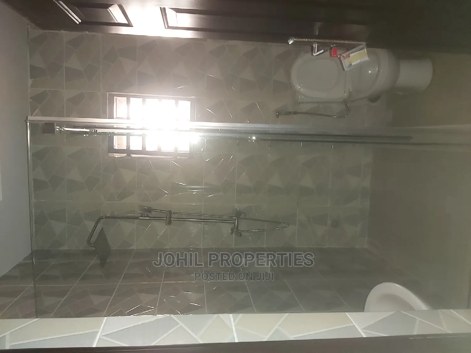 6bdrm Duplex in Naf Valley Estate, Asokoro for rent