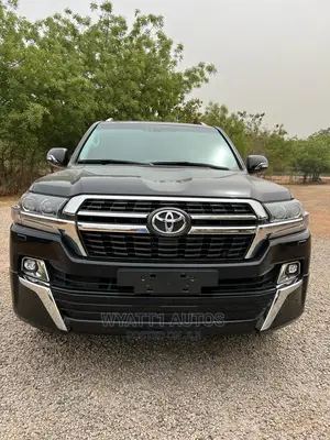 New Toyota Land Cruiser 4.5 V8 VXR 2021 Black