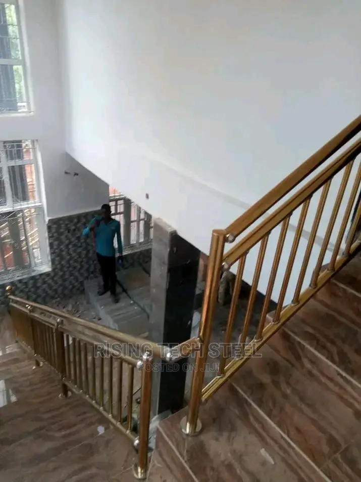 Gold Stainless Handrail Design