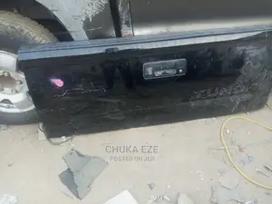 Toyota Tundra 2015 Boot Door With Camera