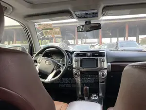 Toyota 4-Runner 2016 Silver