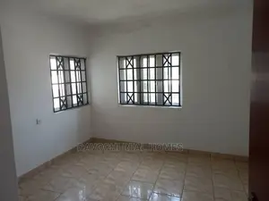 2bdrm Apartment in Ikota, Lekki for sale