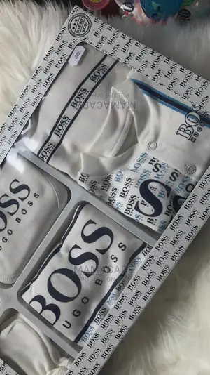 Boss Hugo Boss 7pieces New-Born Baby Set