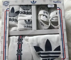 Adidas 5-Pieces Baby Gift Set