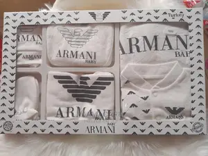 Photo - Armani Baby 7-Pieces Gift Set