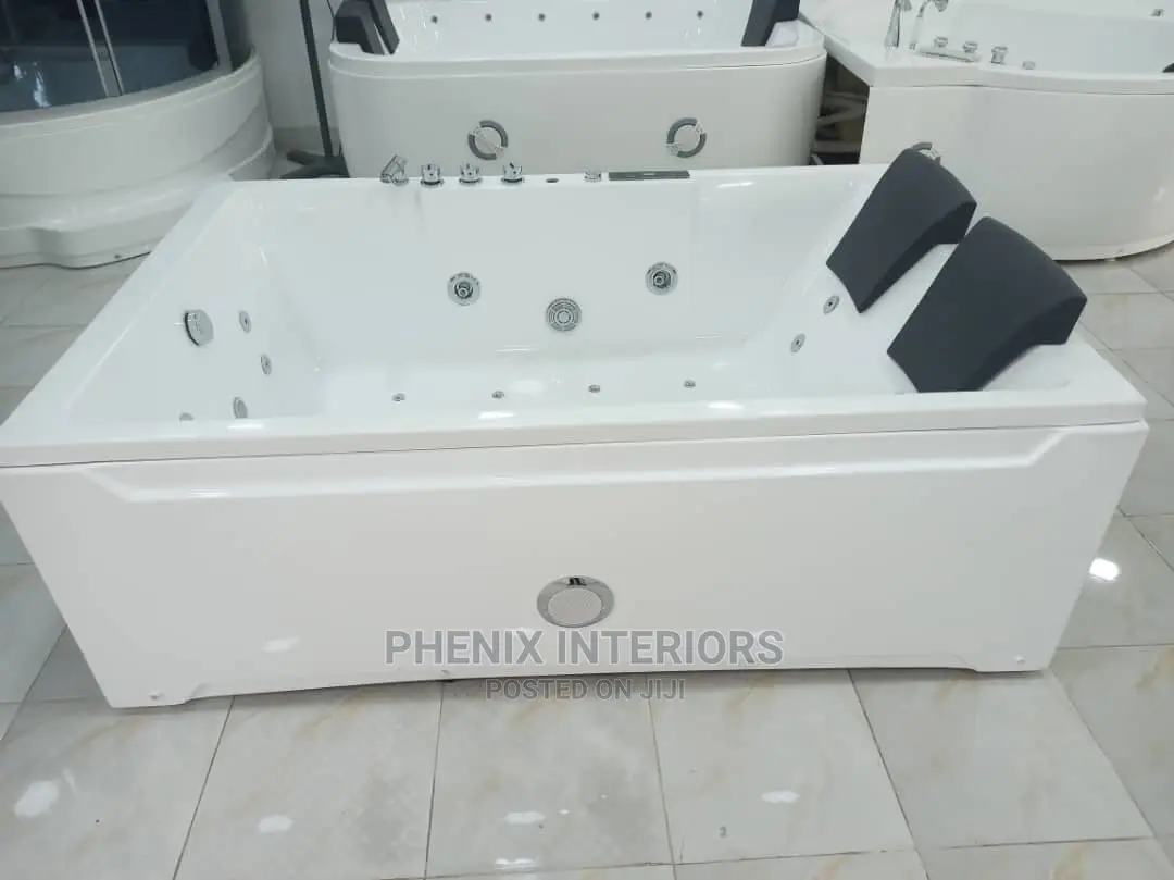 Double Headrest Jacuzzi
