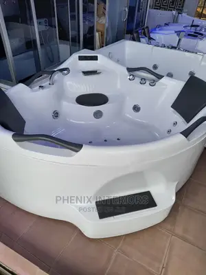 Double Headrest Jacuzzi