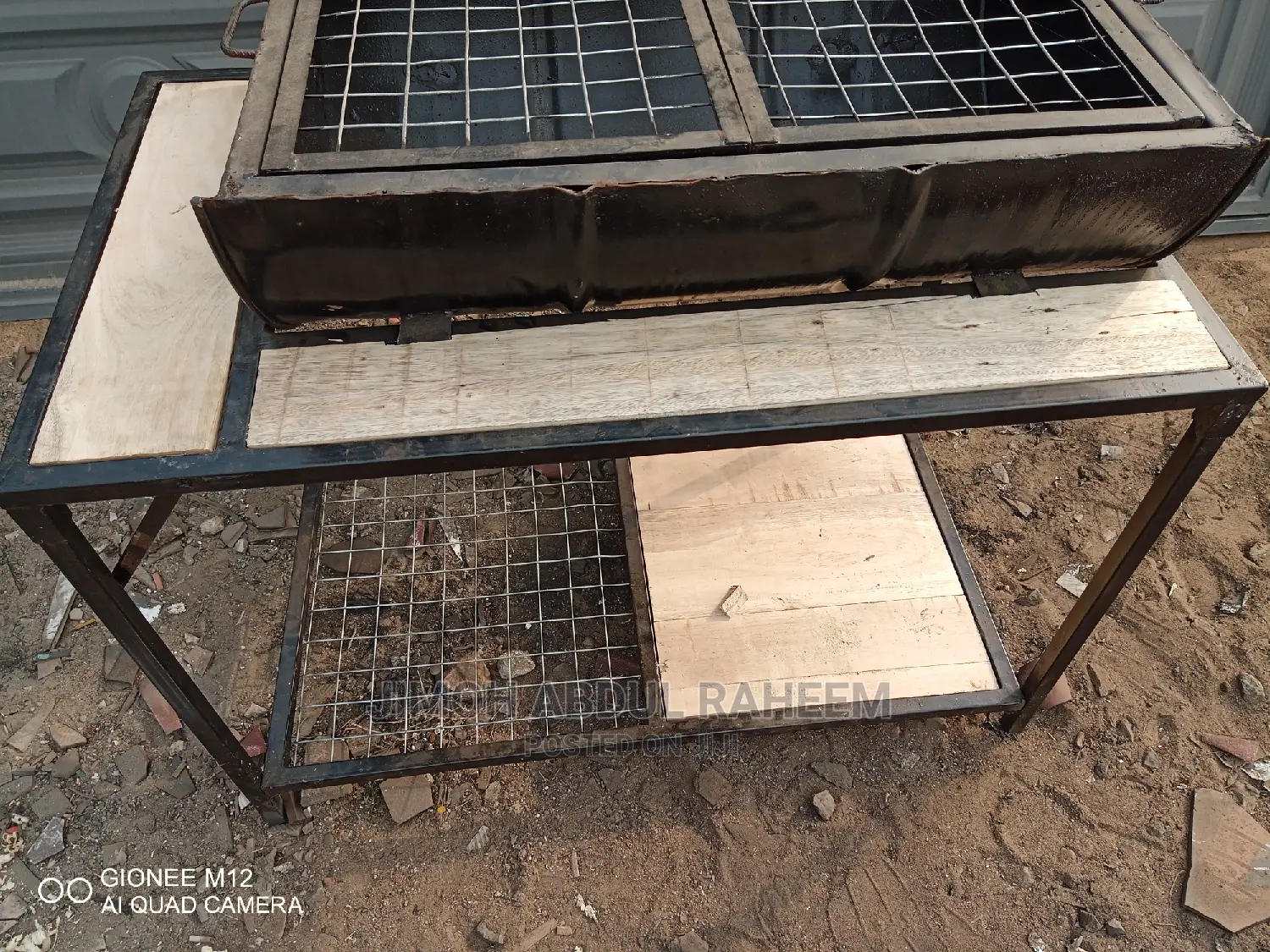 Dismantable Babecue Grill.