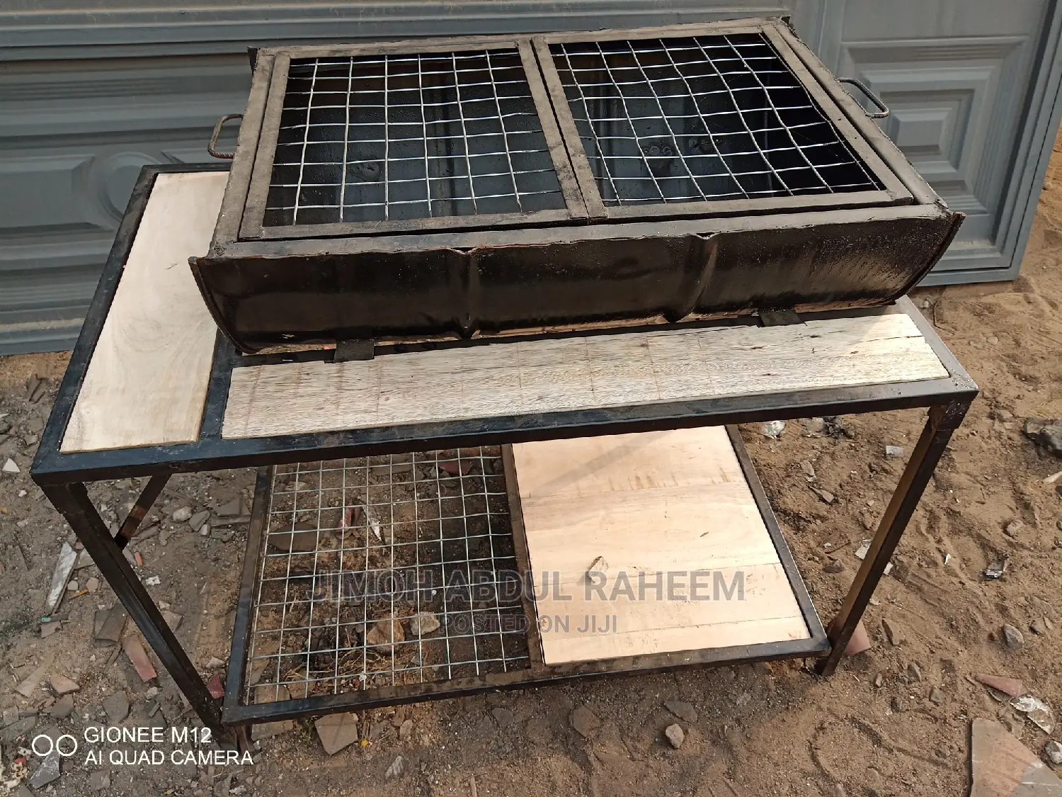 Dismantable Babecue Grill.