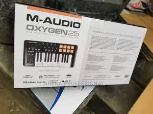 M Audio Oxygen 25 Midi Controller