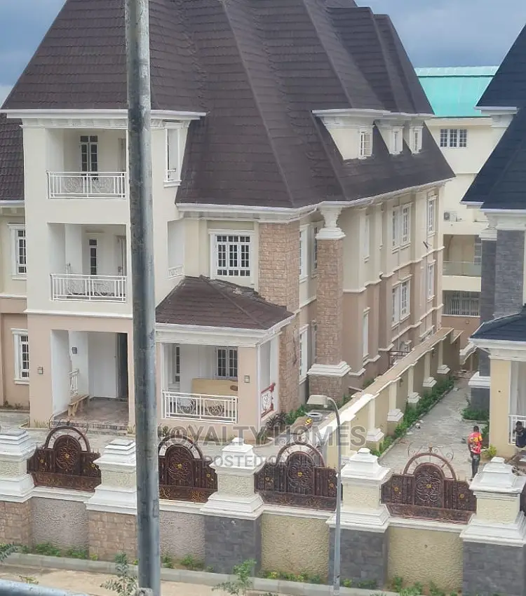 Furnished 9bdrm Mansion in New, Asokoro for Sale