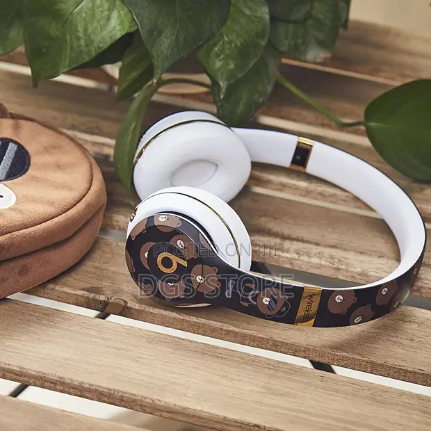 Beats Solo 3 Wireless Line Friends Special Edition Headphone for