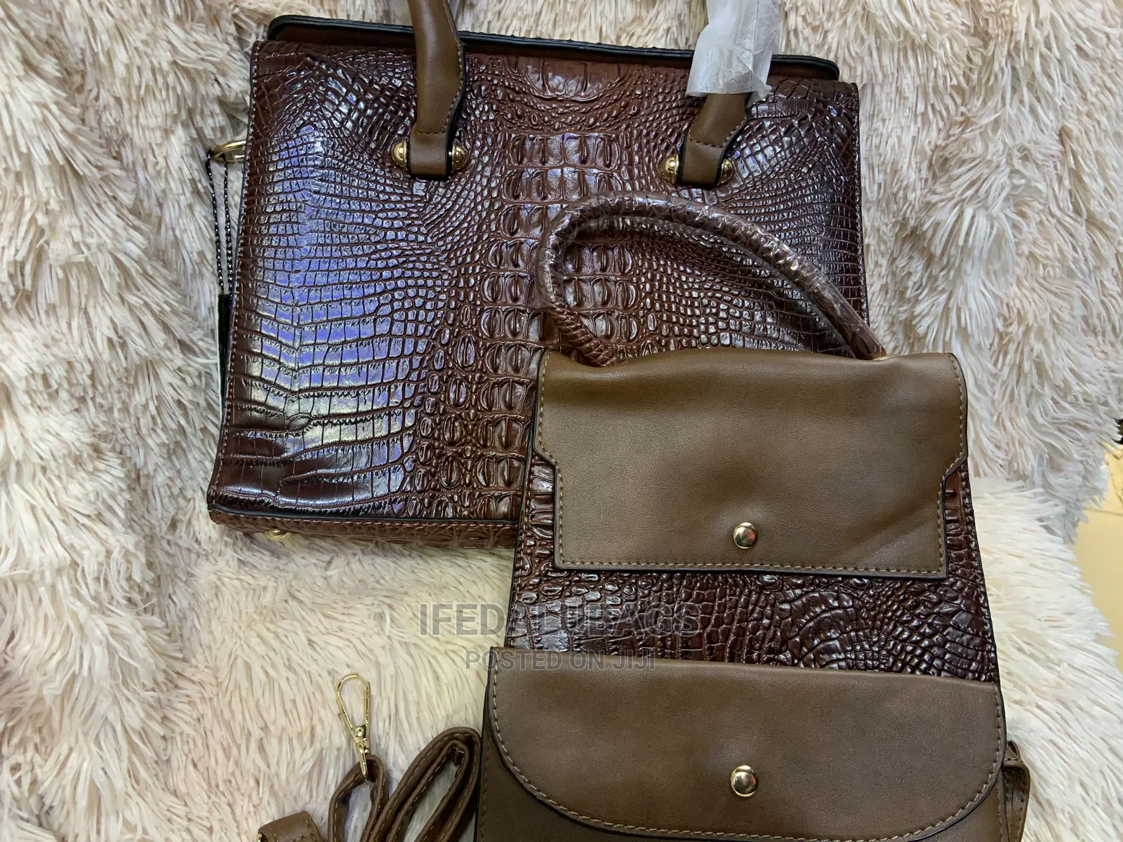 3n1 Quality Medium Size Hand Bag