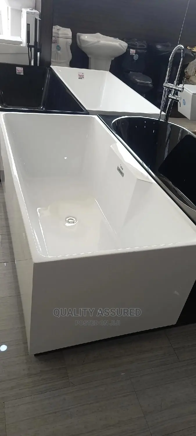 Square Standing Bathub