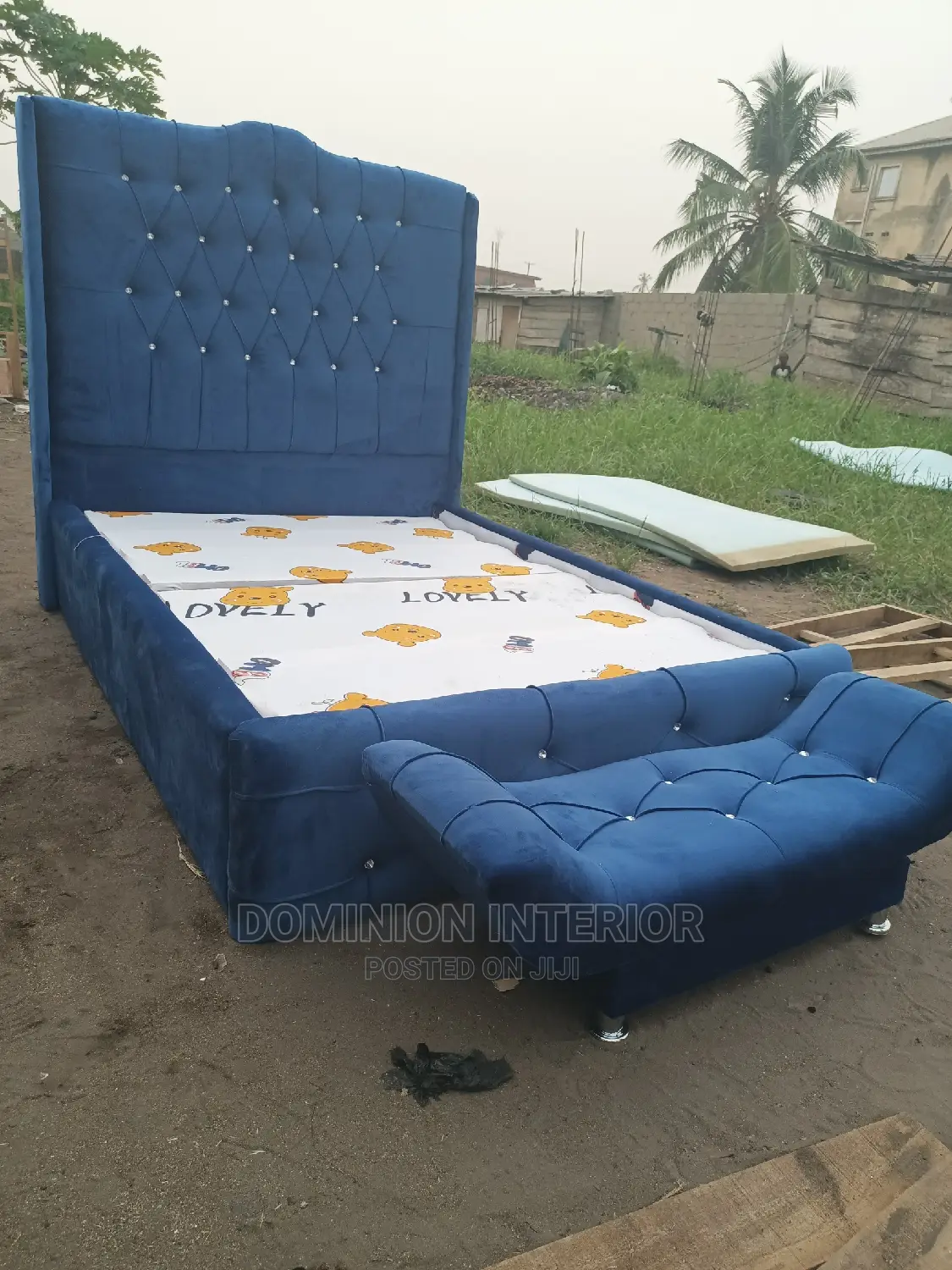 Upholstery High Backrest Bedframe With Footrest 4.5by6