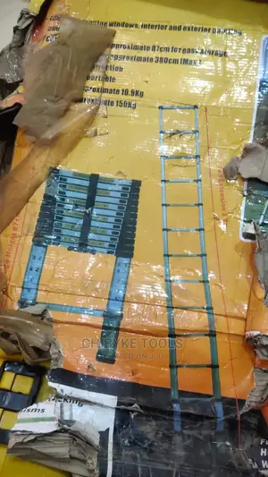 Telescopic Ladder 2.5m * 2.5m (5 Meter)