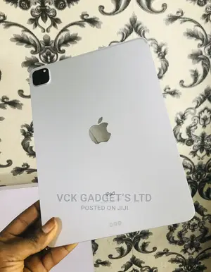 Apple iPad Pro 11 (2020) 128 GB Silver