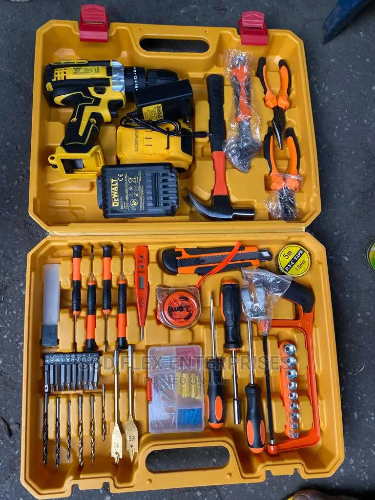 36 Volts Dewalt Drill and Screw Machine