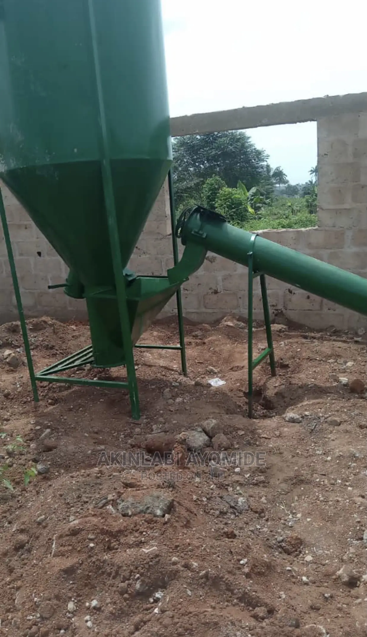 Feed Mixer