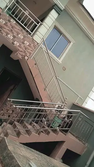 Stainless Handrail Staircase Design