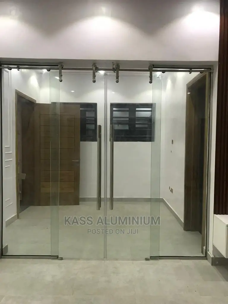10mm Sliding Door