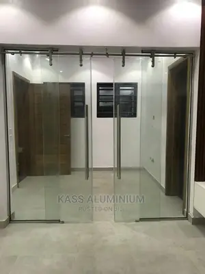 10mm Sliding Door