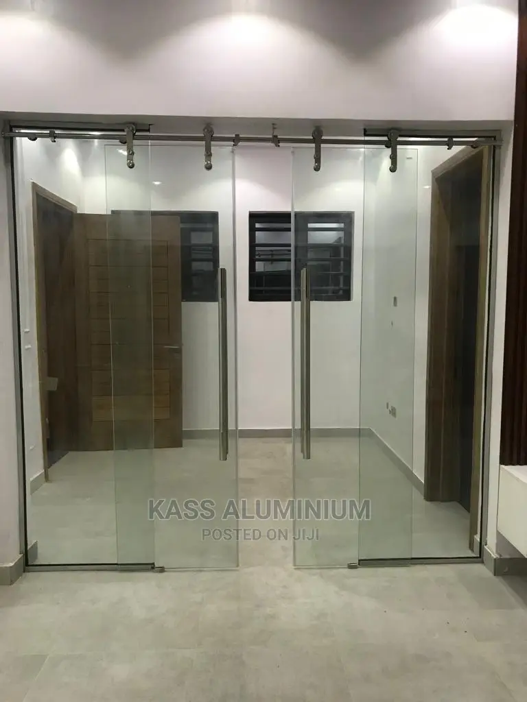 10mm Sliding Door