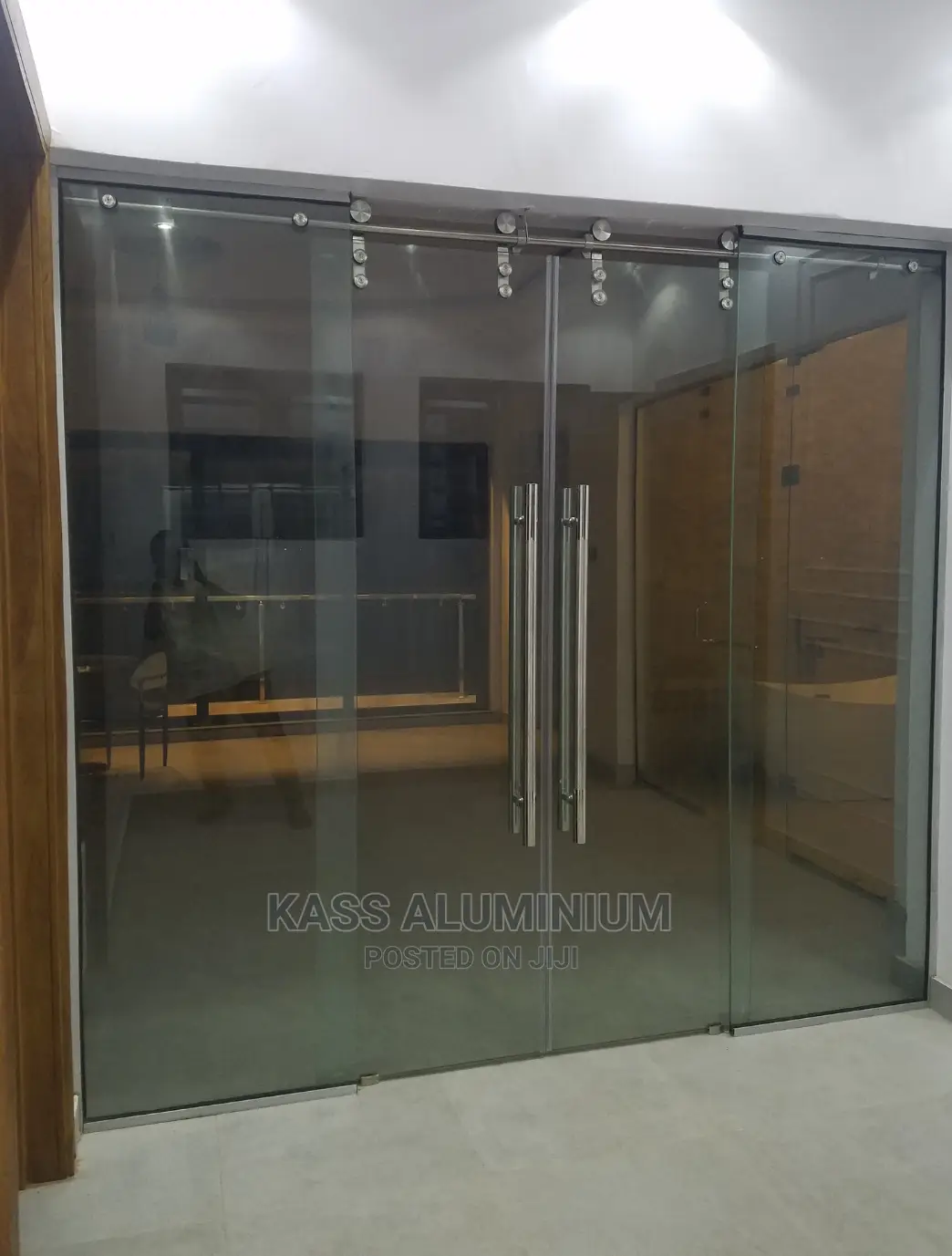 10mm Sliding Door