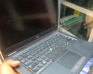 Laptop Dell Latitude E7450 4GB Intel Core I5 HDD 500GB