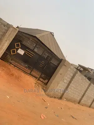 2bdrm Bungalow in Ayobo for sale