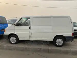 Volkswagen Transporter 2003 White