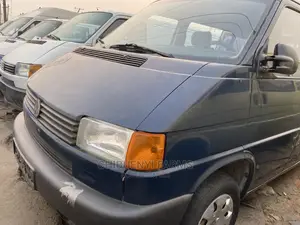 Volkswagen Transporter 2005 Blue
