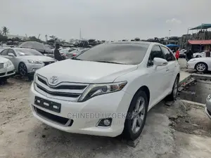 Toyota Venza Limited AWD V6 2013 White