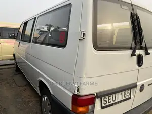 Volkswagen Transporter 2007 White