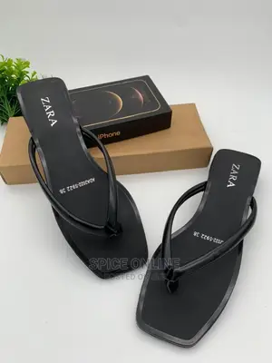 Vvip: Original Zara Slippers