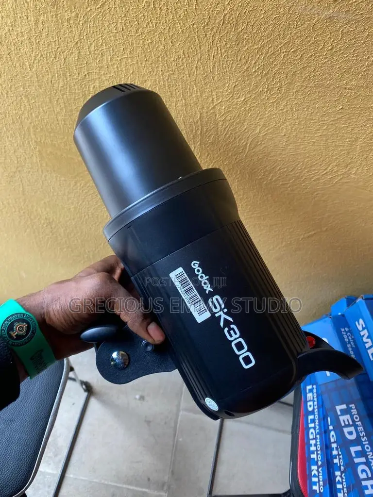 Godox Sk300 Studio Flash