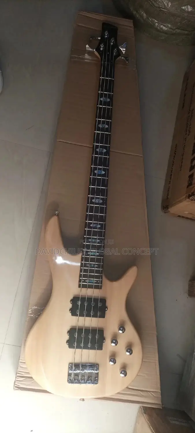 Blackstar 4strings Active Bass Guitar